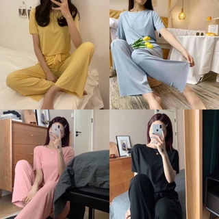 🌟KFC🌟✨ชุดเซ็ต Freesize✨ ผ่าร่องเสื้อแขนสั้น+กางเกงขายาว เนื้อผ้าใส่สบายมาก ใส่แล้วดูสูงขึ้น พร้อมส่ง4สี ✨#6004