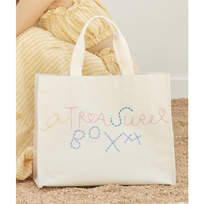 ❤️Atreasurebox SUNDAE TOTE / RAINBOW FLAKES - L  พร้อมส่งค่ะ ❤️