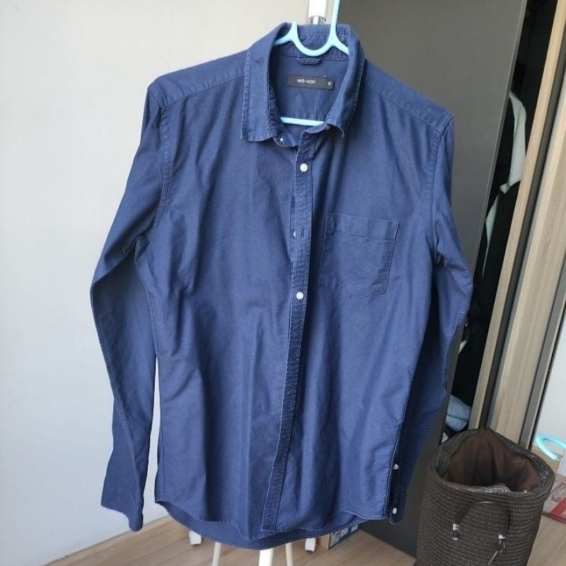 เสื้อเชิ้ต สีกรม erawon มือ 2 M