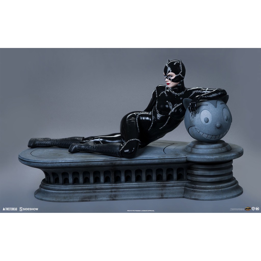 Catwoman Maquette by Tweeterhead 1:4 Scale - Batman Returns | Shopee  Thailand