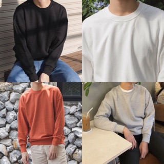 Sweater ไหล่ตกทรงหลวม สีดำ ขาว เทาอ่อน เหลือง ม่วง อิฐ  สีเรียบๆสวยมากครับ