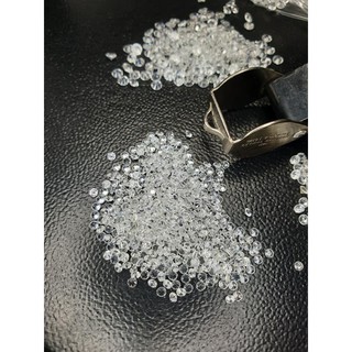 ( 1 กะรัต ราคา 350 บาทค่ะ ) เพทายขาว ไฟเพชร Natural White Zircon ขนาด 2มิล เพทาย พลอย พลอยแท้ พลอยขาว อัญมณี หิน