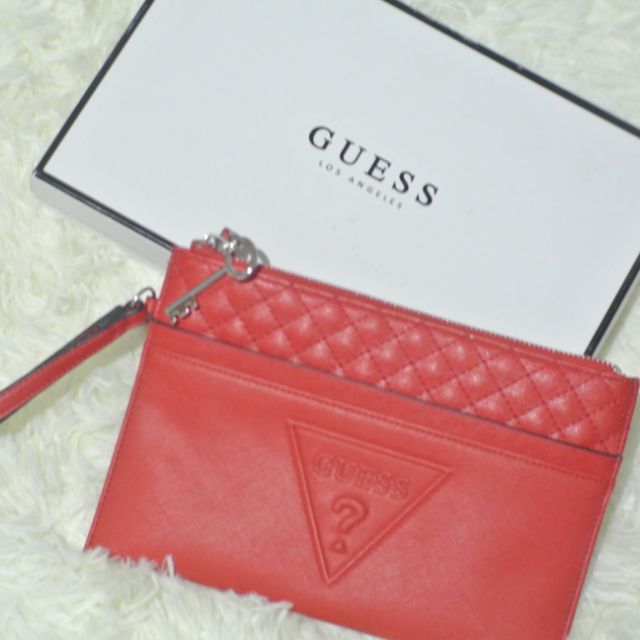 กระเป๋าถือ GUESS Red รุ่น aa637164 สีแดง