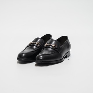แหล่งขายและราคาJulietta - Horsebit Loafer Shoes Calfskin in Black  รองเท้าหนัง Juliettabkkอาจถูกใจคุณ