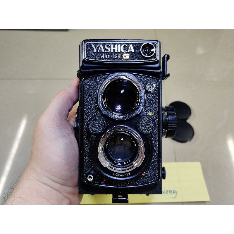 กล้อง TLR Yashica Mat 124G