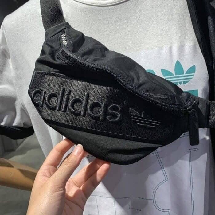 กระเป๋า Adidas คาดอก คาดเอว ของแท้ 100%
