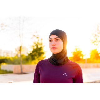 ฮิญาบสำหรับวิ่ง (สีดำ) ฮิญาบสีดำ ฮิญาบออกกำลังกาย KALENJI RUNNING HIJAB - BLACK