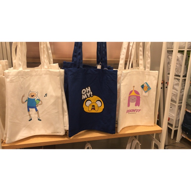 กระเป๋าโท้ต ADVENTURE TIME MINISO