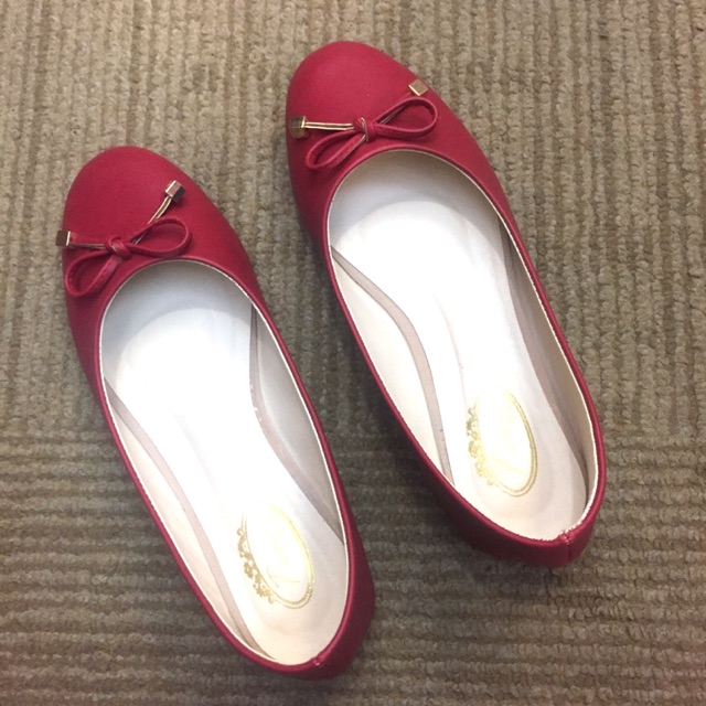 ส่งฟรี! (มือสอง) รองเท้าแบรนด์Penne by Lek ใหม่เอี่ยม