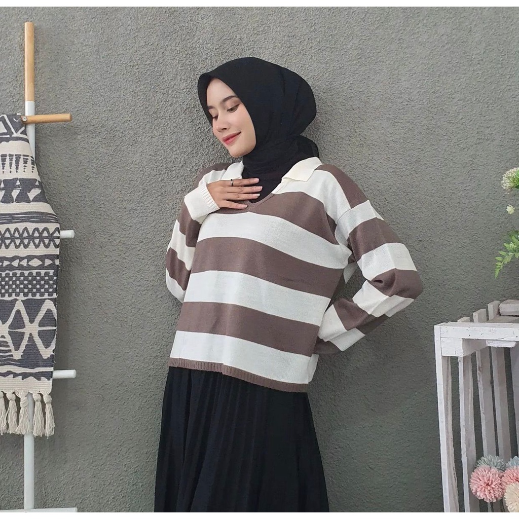 Crop Knit Alda Strip Sweater Fuji Blaster ถัก