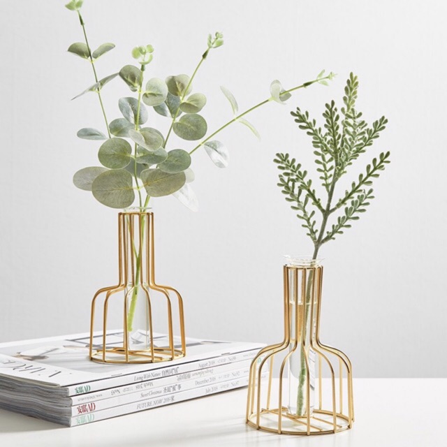 [พร้อมส่ง] แจกันสำหรับตกแต่งห้องต่างๆภายในบ้านหรือจะใส่ดอกไม้ปลอมGold