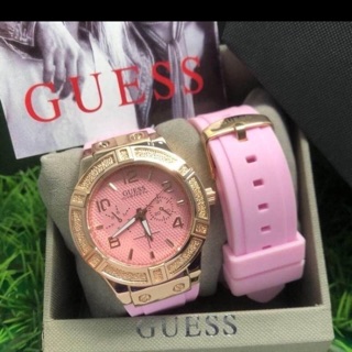 นาฬิกาGuess ขอบทอง