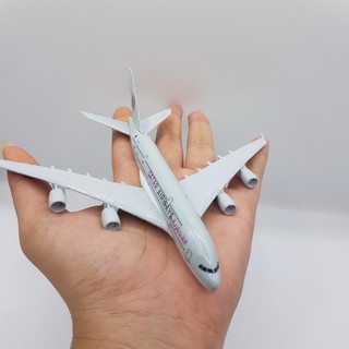 โมเดลเครื่องบิน AIRBUS A380 ทำจากเหล็ก สัดส่วน 1:400 ประตู