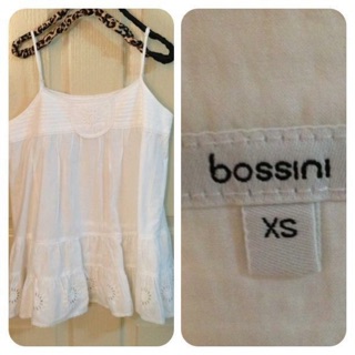 เสื้อสายเดี่ยว bossini size xs