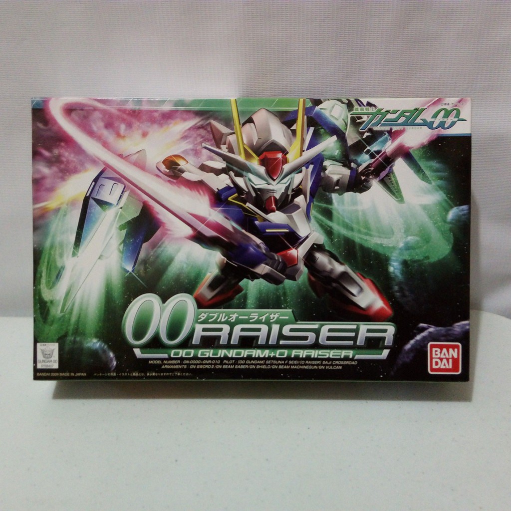 ASSEMBLY MODEL SD BB 322 00 RAISER GUNDAM 00 BANDAI