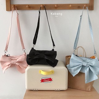 🎀กระเป๋าสะพาย Trim bag🍭 แต่งดีไซน์ด้วยโบว์ใหญ่ สายถอดออกถือเป็นครัชหรือกระเป๋าใบเล็กได้ มีให้เลือก3สี