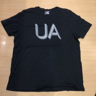 เสื้อยืด under armour ไซร้ 2xl ขนาดอก 25นิ้วยาว 31นิ้ว ราคา 380