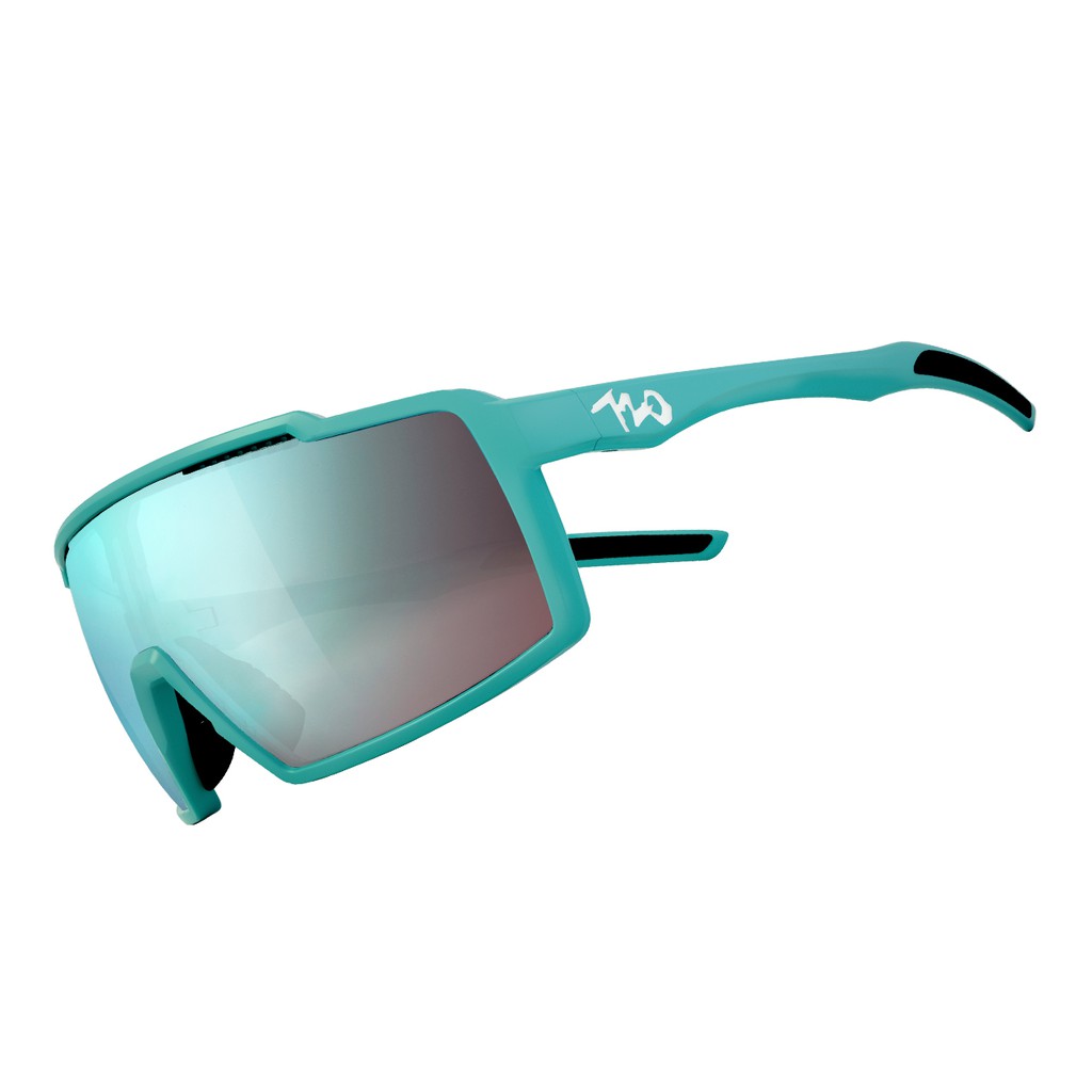 แว่นตากันแดด 720armour รุ่น A-fei สีกรอบ Pale Aqua สีเลนส์ HC Brown Lake Blue