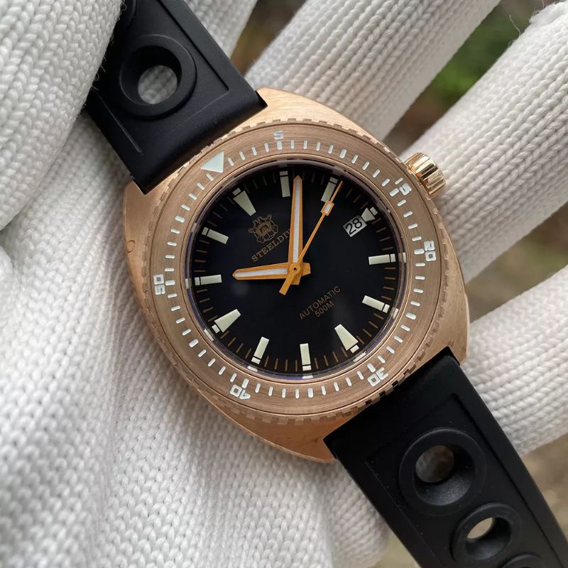 SteelDive 1973s  Bronze CuSn8 Luxury Automatic Seiko NH35 watch, sapphire crystal, 300m waterproof