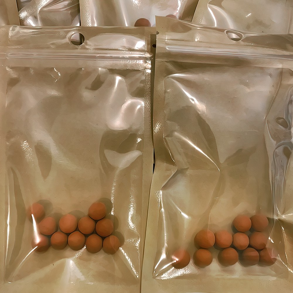 Maifanitum Mineral Balls แร่ธาตุกุ้ง 1 ชุด จำนวน 10 ลูก ขนาด 10mm เหมาะสำหรับ กุ้งแคร กุ้งเรดบี กุ้งเครฟิส กุ้งสุราเวสี