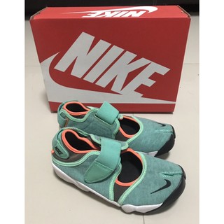 รองเท้า nike air rift สี crystal mint black bright citrus