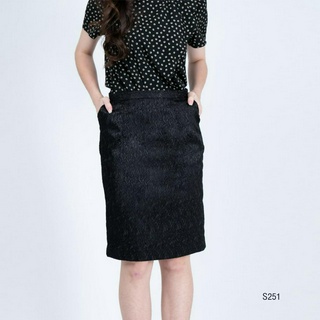 AMILA Skirt AM-S251 เจ็กกร์าด แบบสั้น IGPU23-1