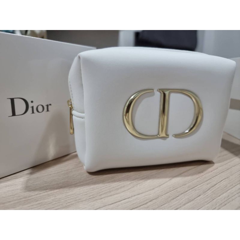 พร้อมส่งแท้ 💯% Dior Cosmetic Bag กระเป๋าดิออร์ขาว อะไหล่สีทอง