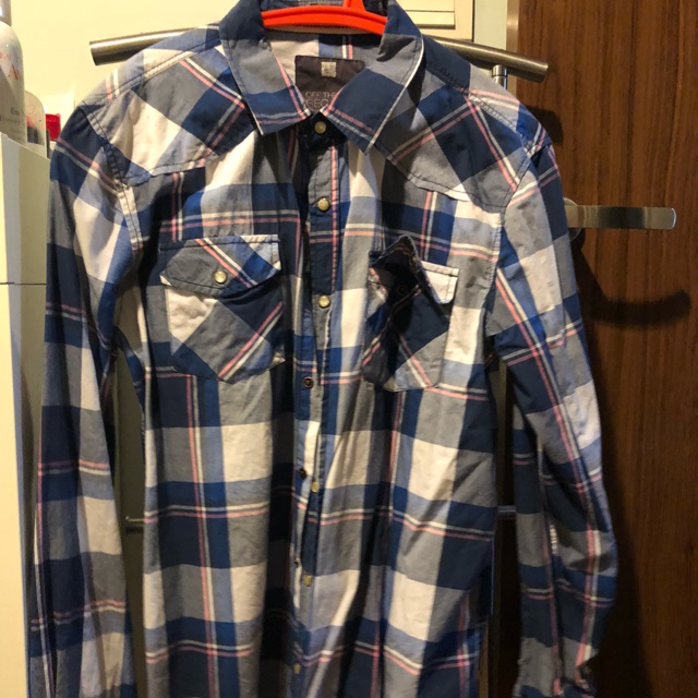 Fox man’s shirt size L