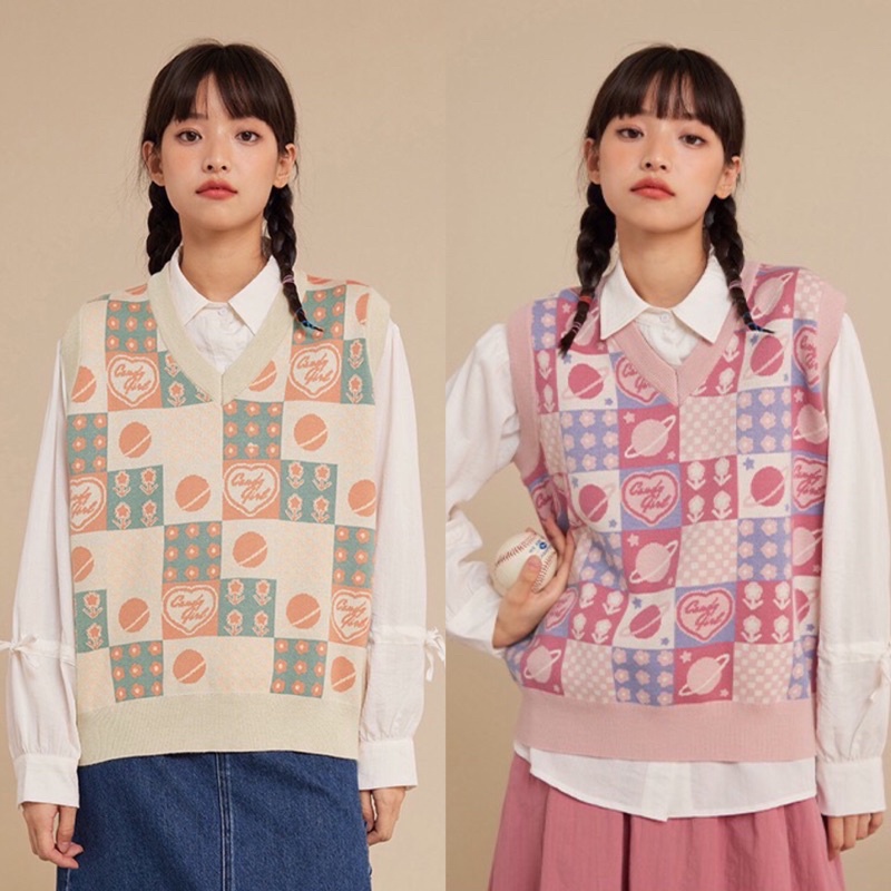 พร้อมส่ง Knitted Vest เสื้อกั๊กไหมพรม 🪐ลายPink Saturn&Orange Mars💫