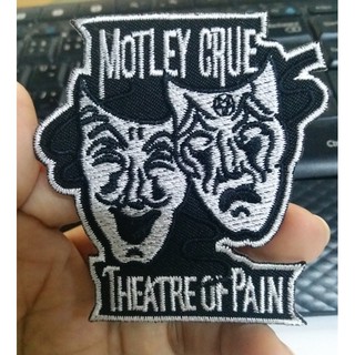 ตัวรีดติดเสื้อผ้า * MOTLEY CRUE * ขนาด 6.5 x 7.5 เซนติเมตร