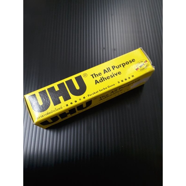 กาว UHU แบบหลอด สารพัดประโยชน์