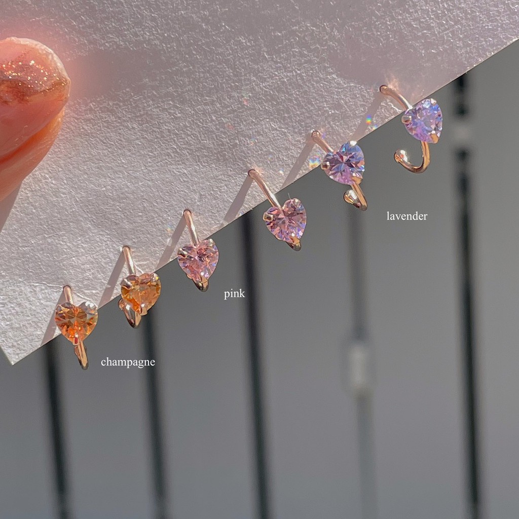 SissyJewelry // ต่างหูเงินแท้ รุ่น hoop stud ประดับ พลอยหัวใจ 5mm (rosegold-plated)