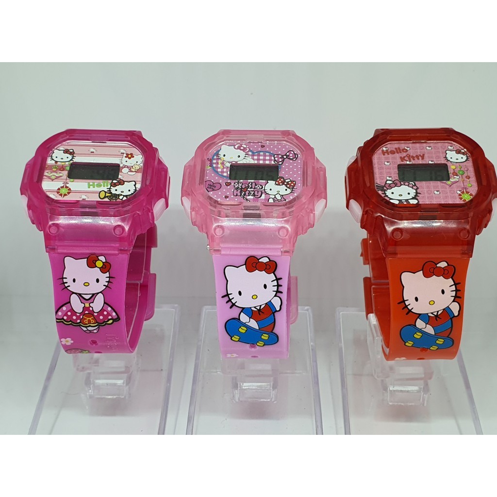 (พร้อมส่ง) นาฬิกาเด็ก มีเสียง+มีไฟ จอแสดงผลLED ระบบดิจิตอล นาฬิกาข้อมือเด็กผช เจ้าหญิงฟอร์เซ้น คิตตี้ RC128