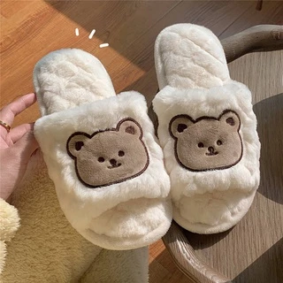 [พร้อมส่ง🐻]รองเท้าใส่ในบ้าน รองเท้าสลิปเปอร์ slipper ลายหมี พื้นยางมีกันลื่น ขนนุ่มฟูมาก