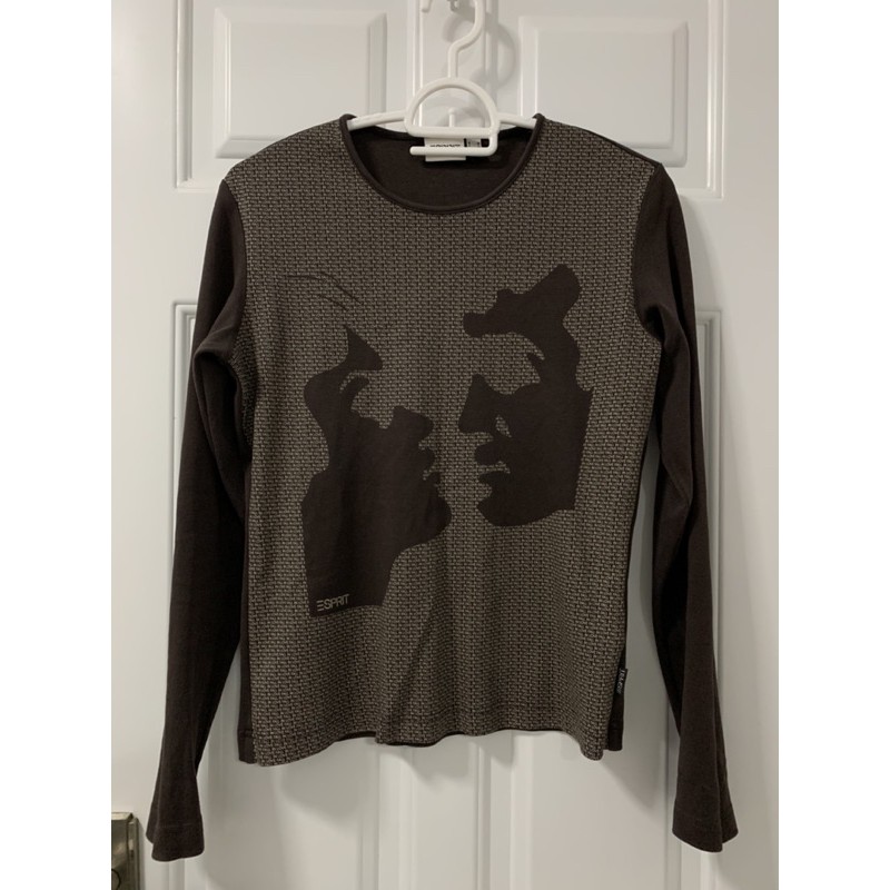 esprit เสื้อลายแขนยาว