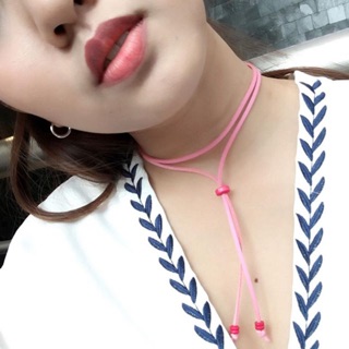 Choker necklace