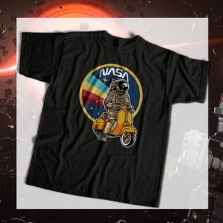 เสื้อ nasa ขี่ vespa สุดแนว เสื้อยืดแนวสตรีท ลายอวกาศ เสื้อแฟชั่น