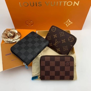 Louis Vuitton card and coin purse หนังแท้ งานออริ ใส่เหรียญ หรือการ์ด ซิปรูดลื่นได้ดี งานสวย