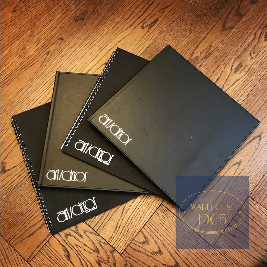 สมุดสเก็ตซ์สีดำ เมย์ฟลาวเวอร์ ปกหนัง M600 VS ริมลวด M611  100-gsm Premium Black Sketch Book paper 素描