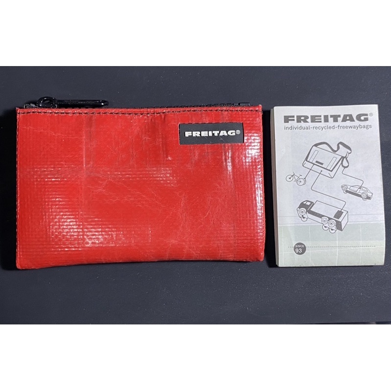กระเป๋า Freitag รุ่น Blair สีแดงสด ของแท้ มือ 1 มีแท็ก