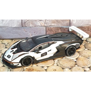 โมเดลรถเหล็ก LAMBO สเกล1:24