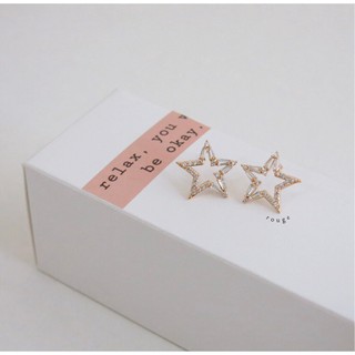 [พร้อมส่ง] ต่างหู Crystal hollow star stud ⭐️ (ห่อของขวัญฟรี)