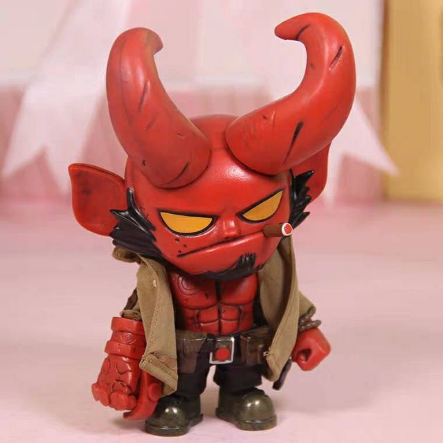 Model  Hellboy เฮลล์บอย