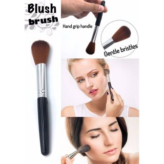 Blush Brush แปรงปัดแก้มขนาดกลาง ขนแปรงนุ่ม ปัดแก้มเนียน