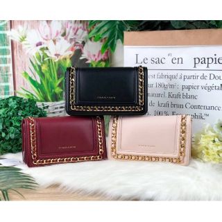 CHARLES &amp; KEITH (ลด30-70%) CHAIN RIMMED CLUTCH