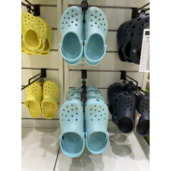 ส่งต่อ Crocs เด็ก J2 สีฟ้ากากเพชร