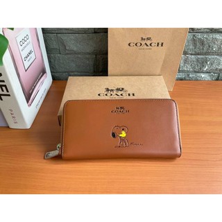 COACH SNOOPY LONG WALLET