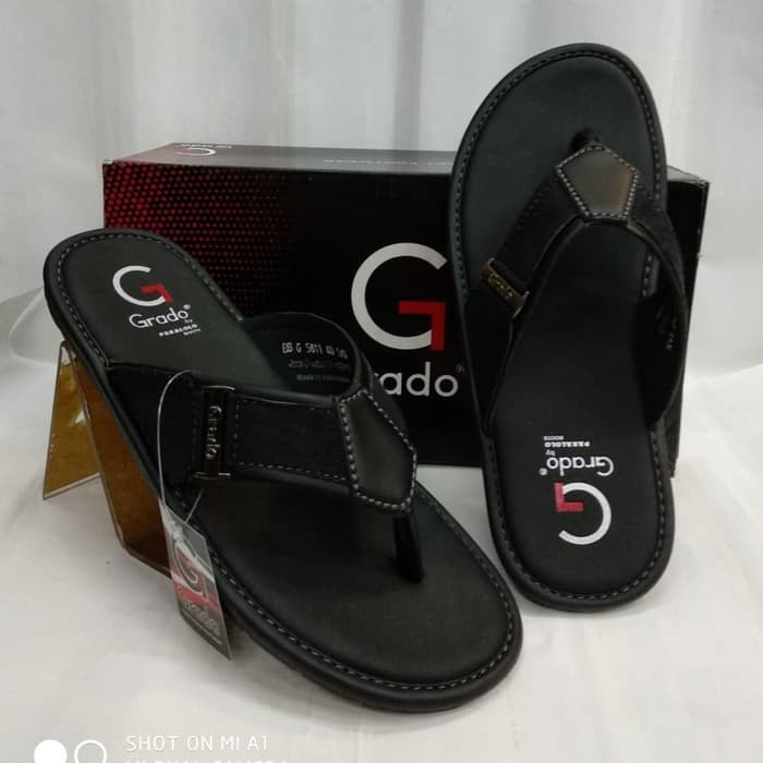 Grado รองเท้าแตะผู้ชาย G5811 - สีดํา