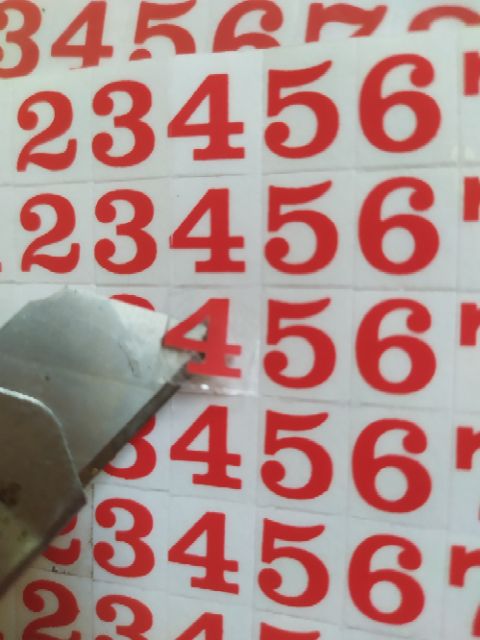 1แผ่น สติ๊กเกอร์ตัวเลขอาราบิค สูง1cm ขนาดเล็ก พื้นใส พร้อมไดคัท ภาษาไทย ภาษาอังกฤษ พยัญชนะไทย สระ วรรณยุกต์ ตัวหนังสือ