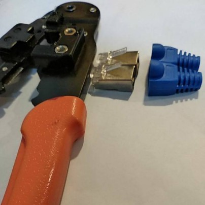 คอสซัง rj45 stp belden cat5e ติดตั้งแล้วทั้งสองด้าน